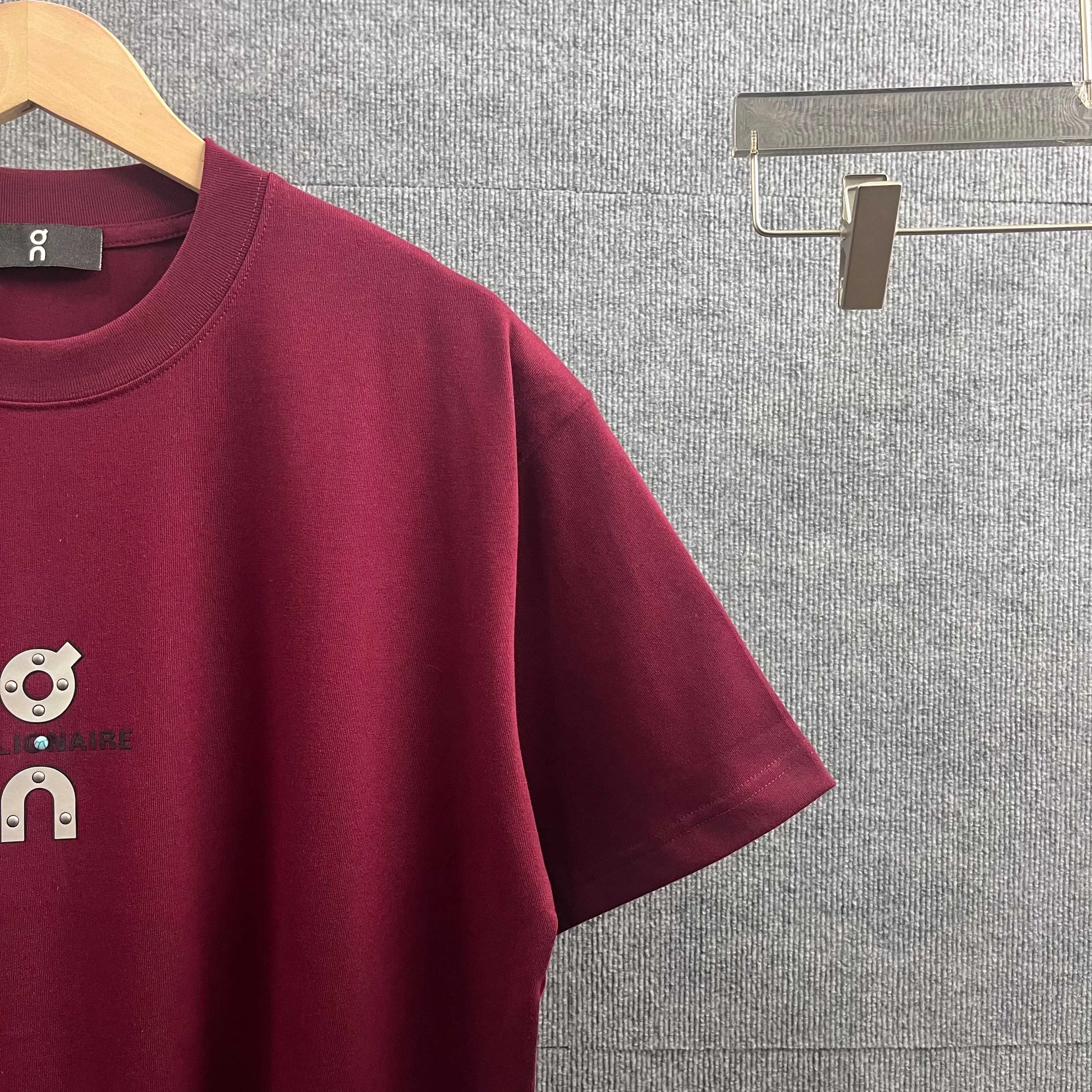 On runn Series 2026 Spring and Summer New Arrival Classic personalized logo letter totem hot beads + letter flocking thick plate silicone technology Double yarn custom plain cotton fabric Short-sleeved T-shirt Men and women Same Style Color: Black White Wine Red Size: S (90-130 catties) M (120-150 catties) L (140-165 catties) XL (160-180 catties) XXL (180 pounds)